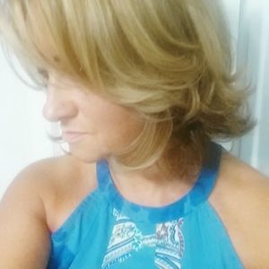 Meet your Posher, Marie